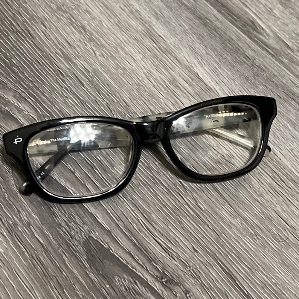 Prive Revaux The Melrose Reading Frame Glasses Cameo Black